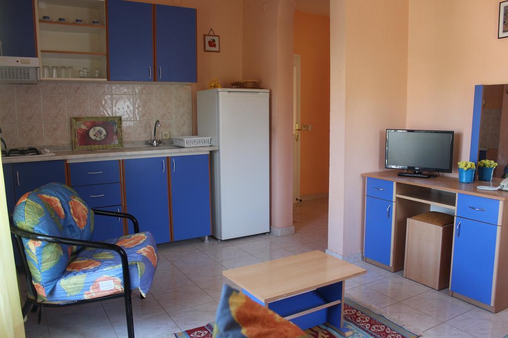 Yalcinkayalar Aparthotel Datça Værelse billede